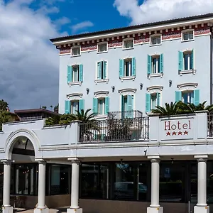 Hotel Gardone Palace
