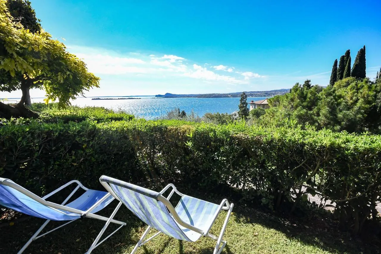 La Villa Fasano Gardone Riviera Itália