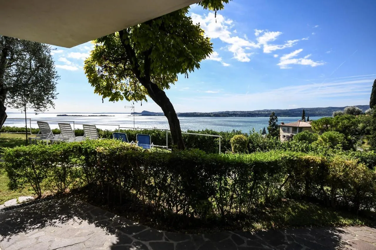 La Villa Fasano Gardone Riviera 3*,