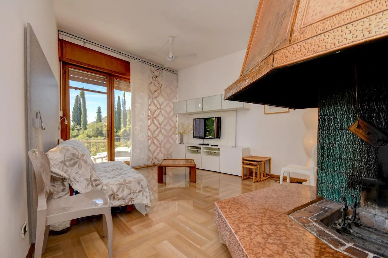 La Villa Fasano Gardone Riviera Apart-hotel